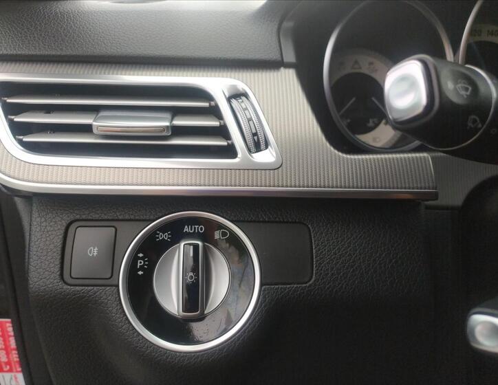 Mercedes-Benz Třídy E 21