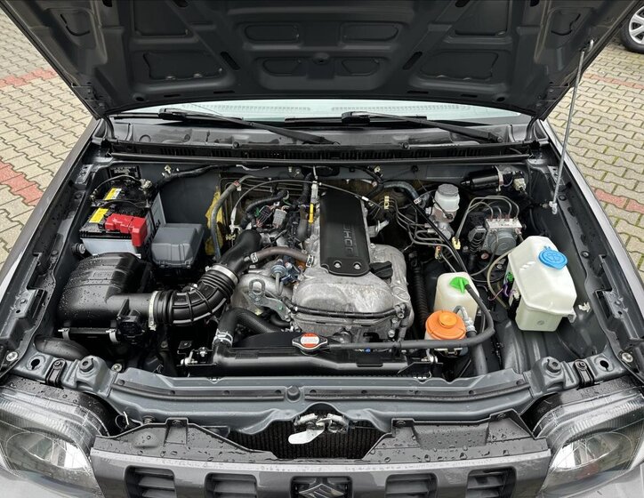 Suzuki Jimny 11