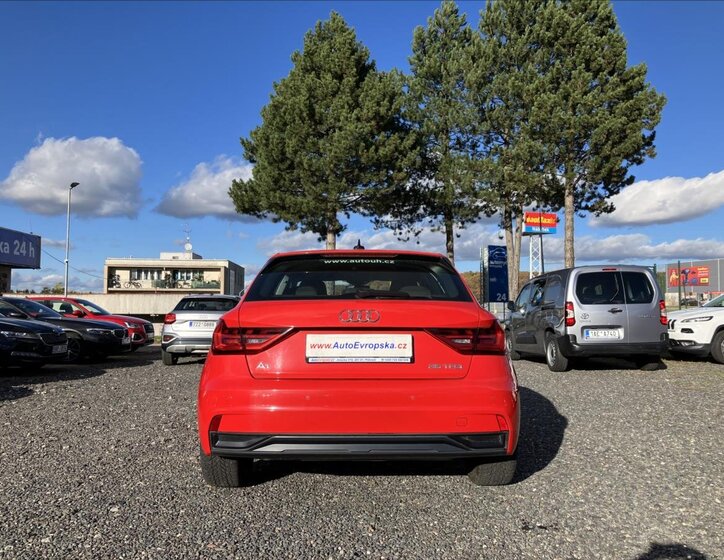 Audi A1 Hatchback 999,0 70 kw