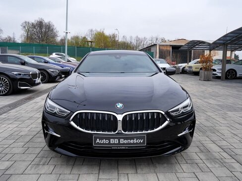 BMW Řada 8 Sedan / Limuzína 3,0 l 250 kw