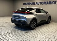 Toyota C-HR 2