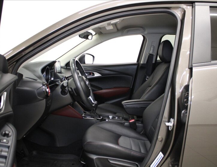 Mazda CX-3 SUV 2,0 l 110 kw