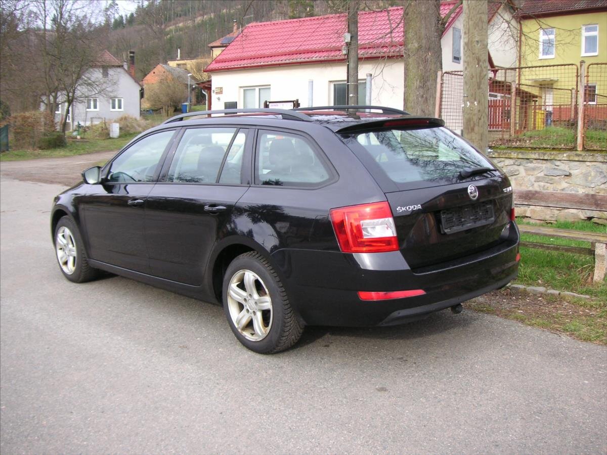 Škoda Octavia Kombi 2,0 l 110 kw