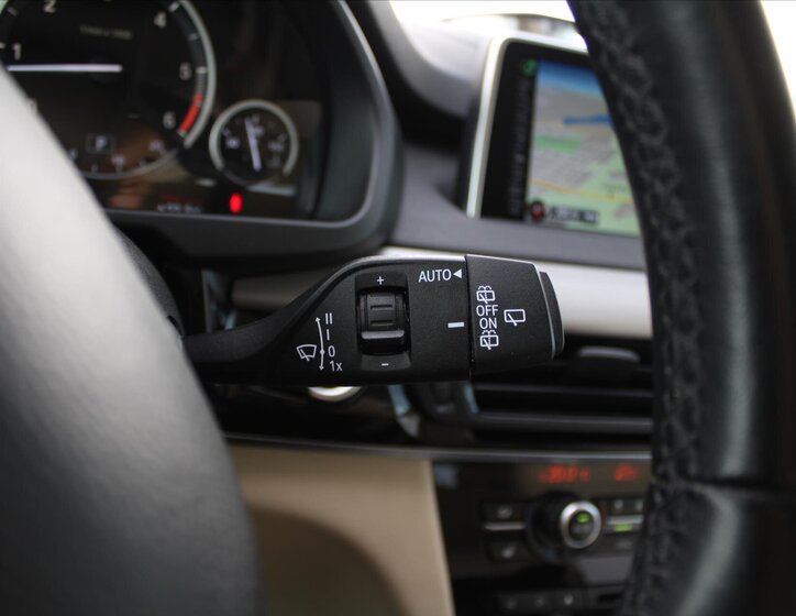 BMW X5 SUV 3,0 l 190 kw