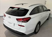Hyundai i30 4