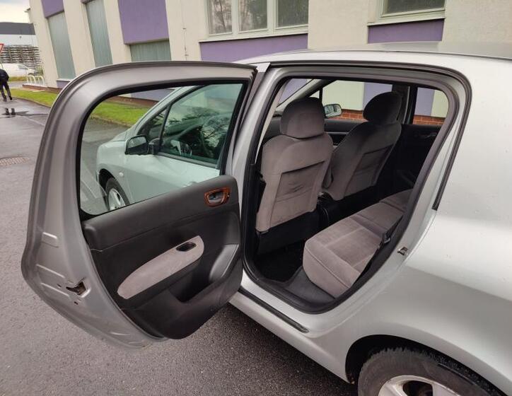 Peugeot 307 11