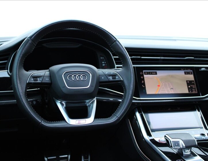 Audi SQ8 17