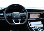 Audi SQ8 17