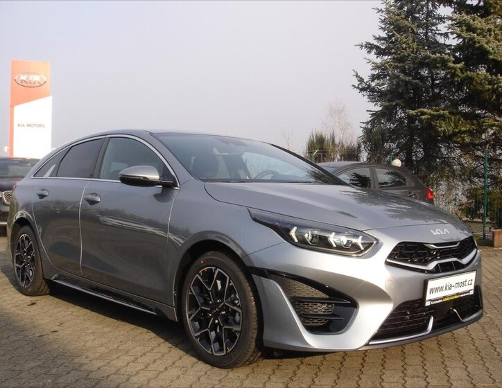 KIA ProCeed Kombi 1,5 l 103 kw