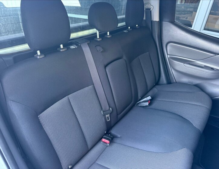 Mitsubishi L200 Pick-up 2,4 l 113 kw