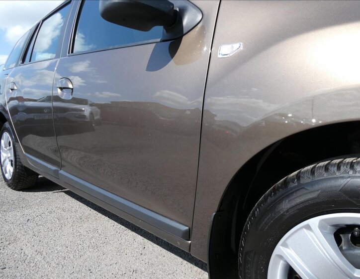 Dacia Logan Kombi 999,0 54 kw