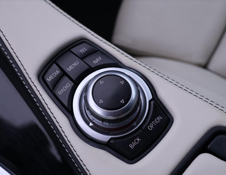 BMW Řada 6 Kupé 3,0 l 230 kw