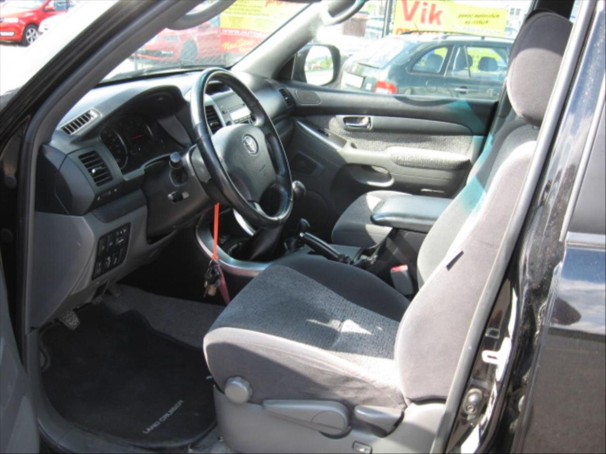 Toyota Land Cruiser SUV / Terénní 3,0 l 122 kw