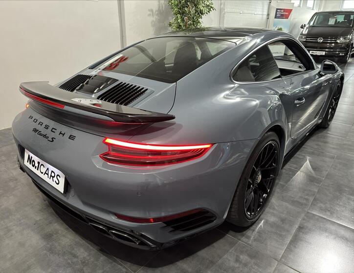 Porsche 911 5