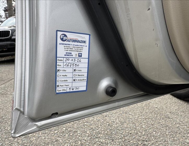 Subaru Legacy Kombi 3,0 l 180 kw