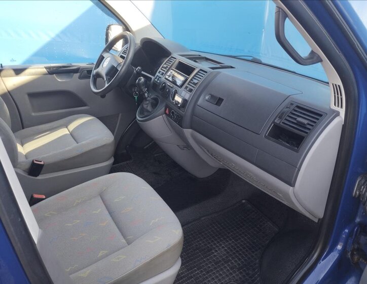 Volkswagen Transporter Kombi 1,9 l 63 kw