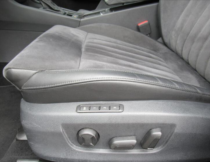 Škoda Superb Kombi 2,0 l 140 kw