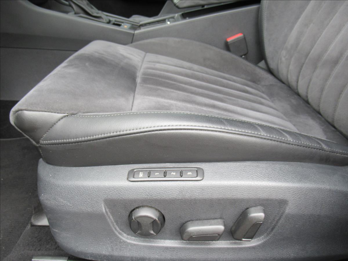 Škoda Superb Kombi 2,0 l 140 kw