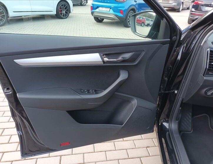 Škoda Karoq SUV / Terénní 1,5 l 110 kw