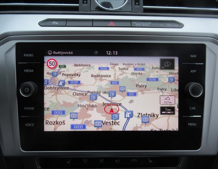 Volkswagen Passat 12