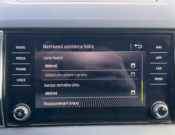 Škoda Karoq SUV / Terénní 1,5 l 110 kw