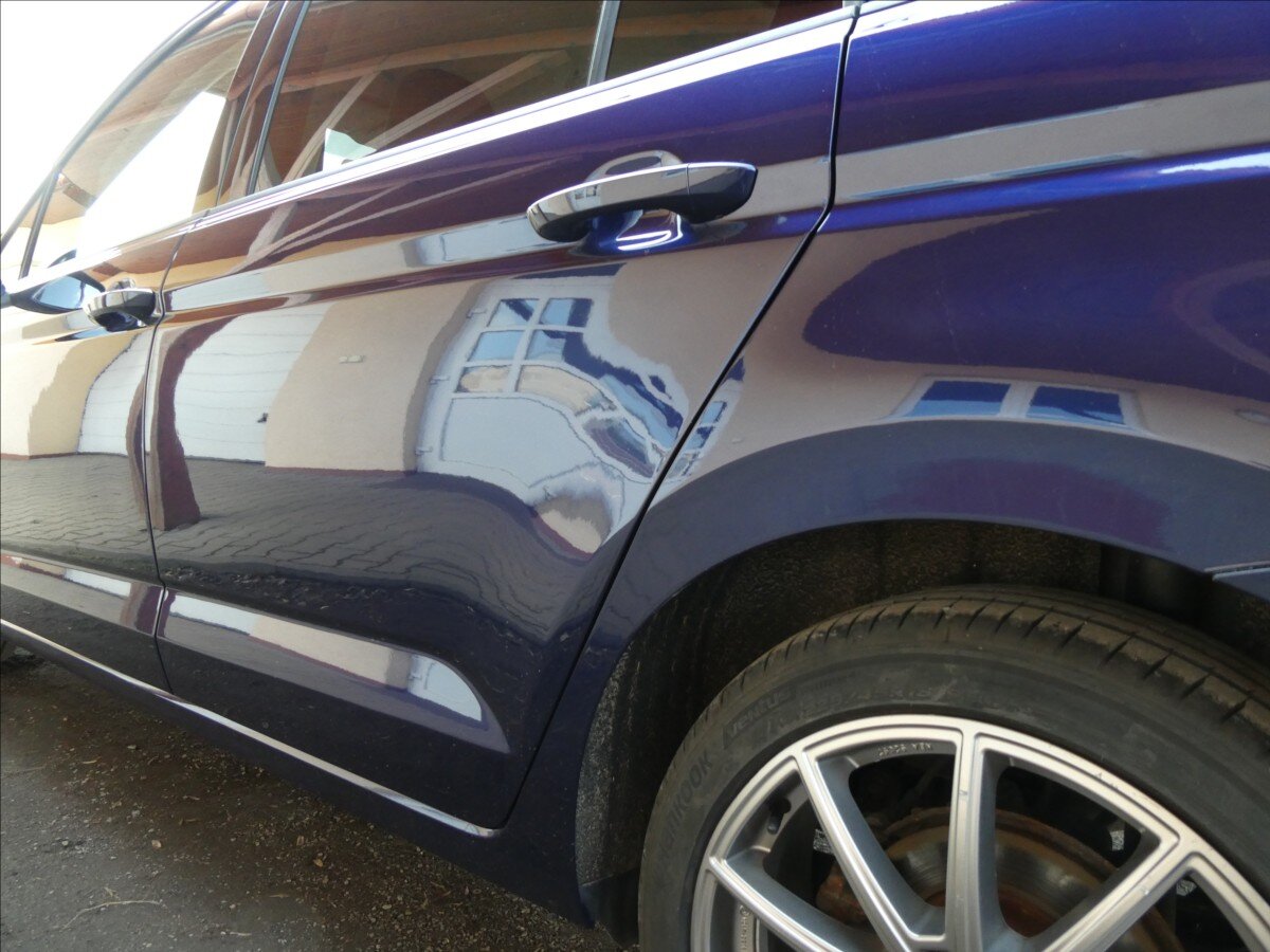 Volkswagen Touran MPV 1,2 l 81 kw