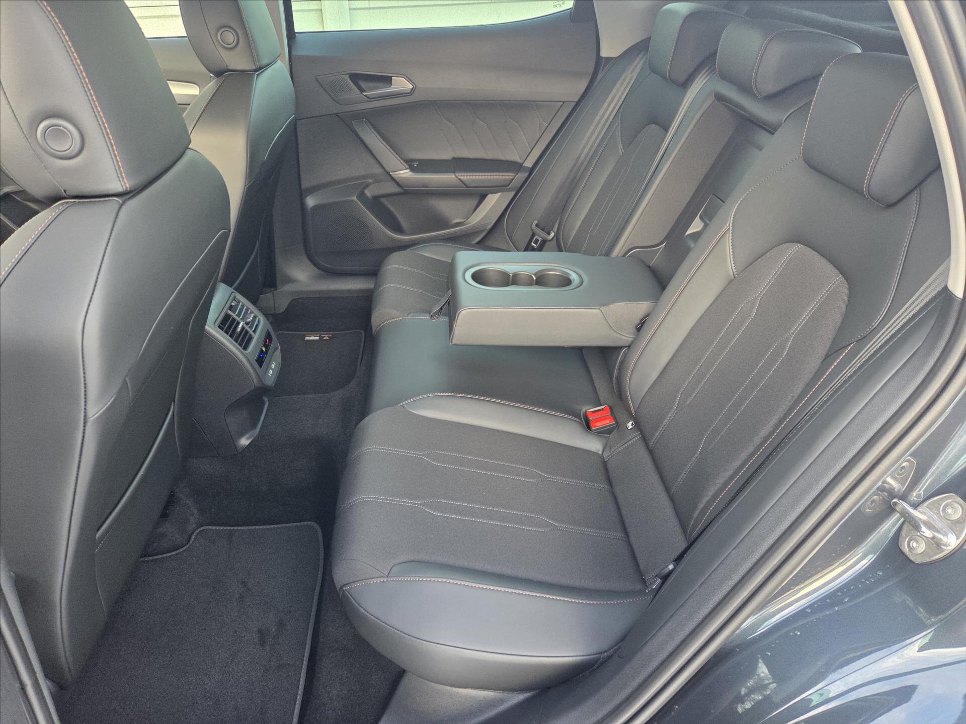 Cupra Formentor SUV / Terénní 1,5 l 110 kw