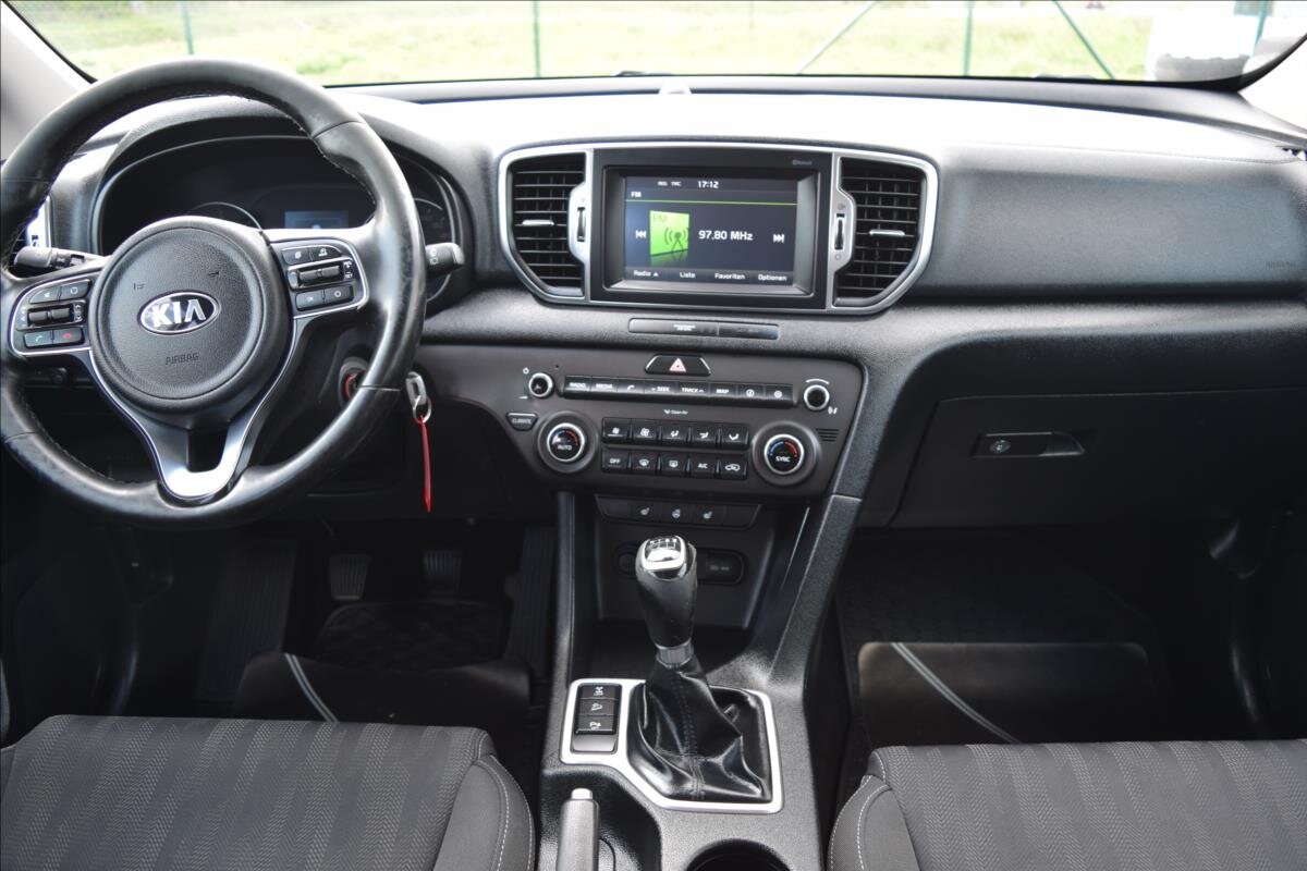 KIA Sportage SUV 2,0 l 100 kw