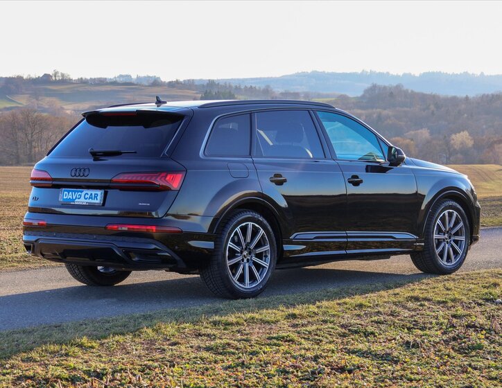 Audi Q7 SUV / Terénní 3,0 l 210 kw