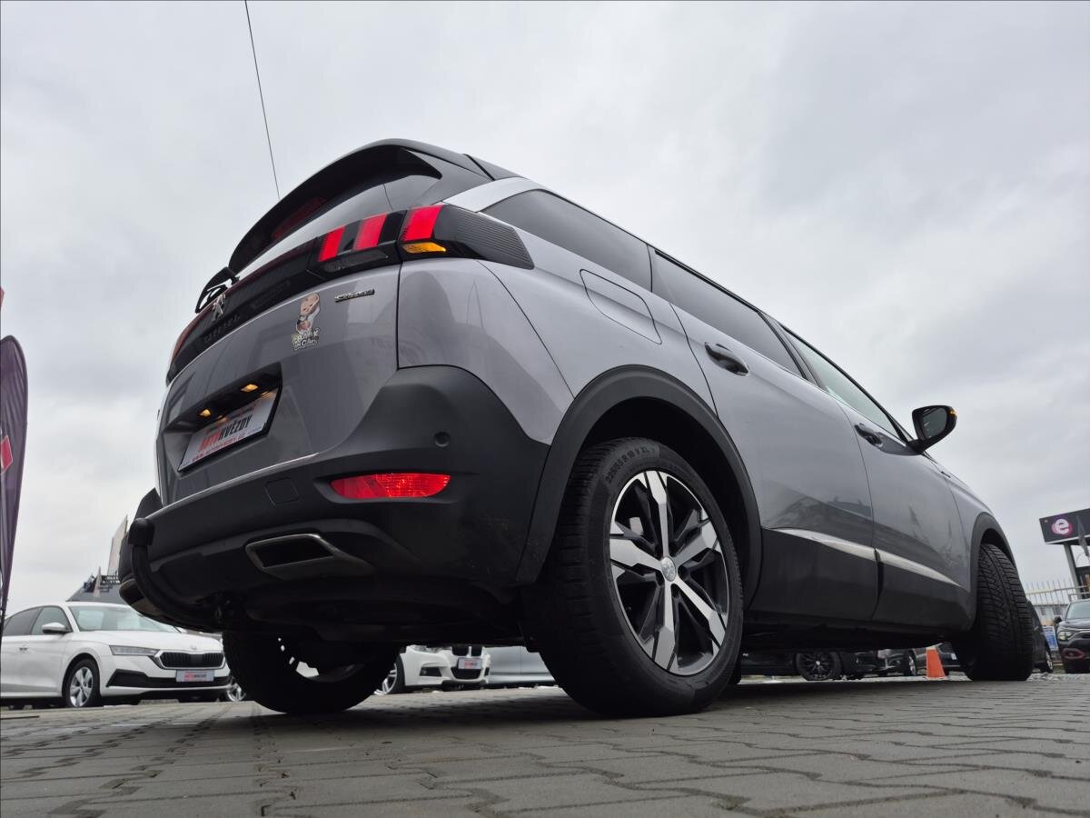 Peugeot 5008 MPV 1,6 l 133 kw