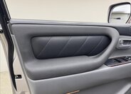 Toyota Land Cruiser SUV / Terénní 4,2 l 150 kw