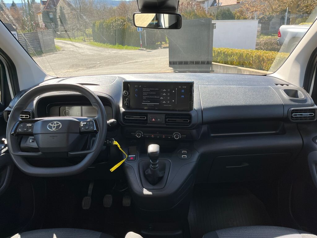Toyota ProAce City Verso MPV 1,5 l 75 kw