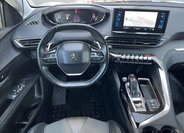 Peugeot 5008 SUV 1,2 l 96 kw