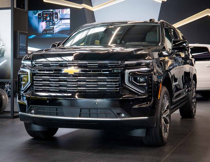 Chevrolet Suburban 1