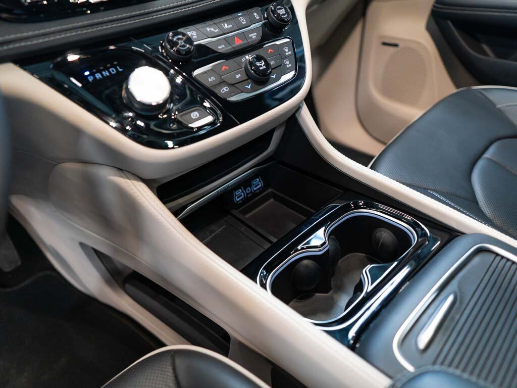 Chrysler Pacifica MPV 3,6 l 221 kw