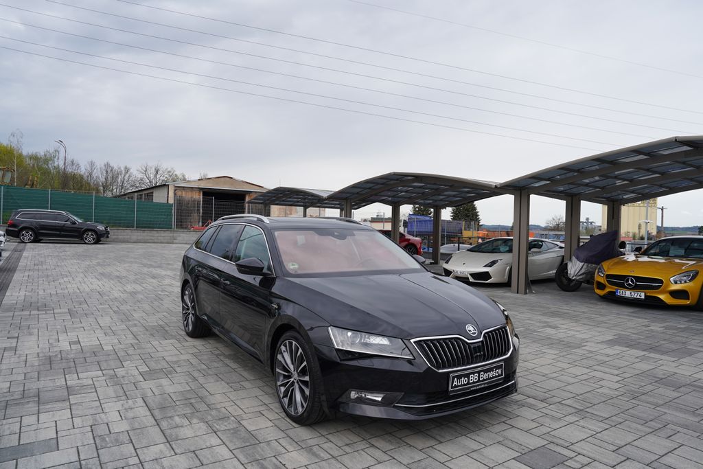 Škoda Superb Kombi 2,0 l 140 kw