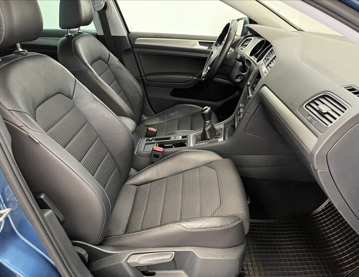 Volkswagen Golf Hatchback 1,4 l 92 kw