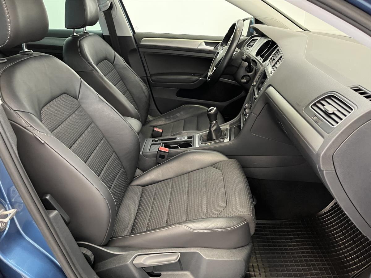 Volkswagen Golf Hatchback 1,4 l 92 kw