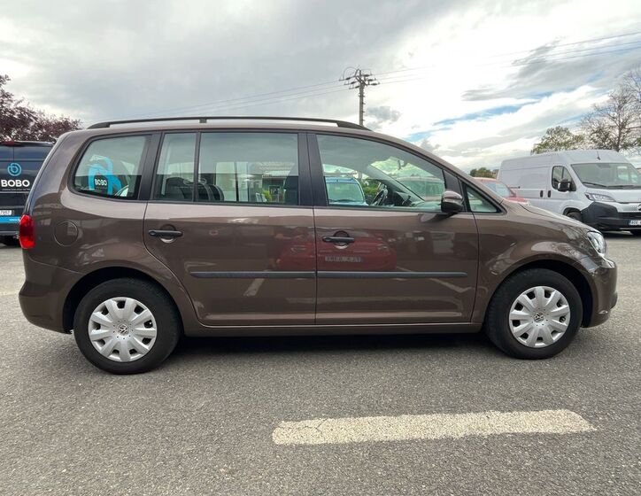 Volkswagen Touran 14