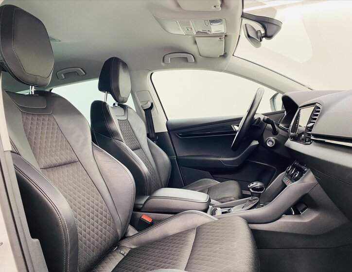 Škoda Karoq SUV / Terénní 1,5 l 110 kw