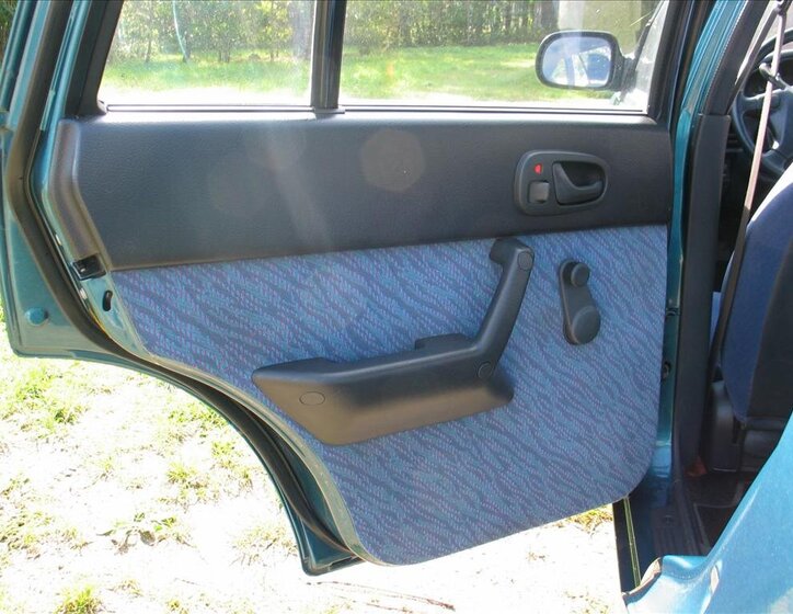 Suzuki Swift Hatchback 993,0 39 kw