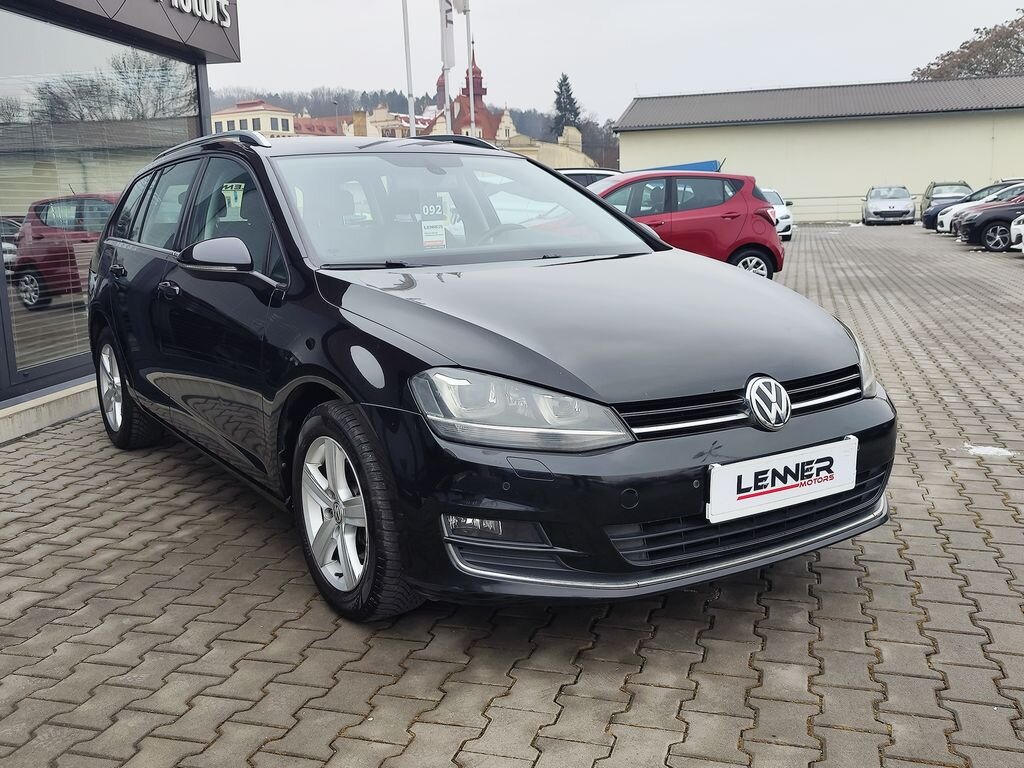 Volkswagen Golf Kombi 1,6 l 77 kw