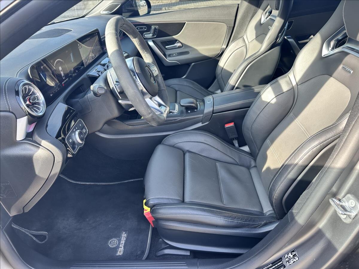 Mercedes-Benz CLA Kupé 2,0 l 310 kw