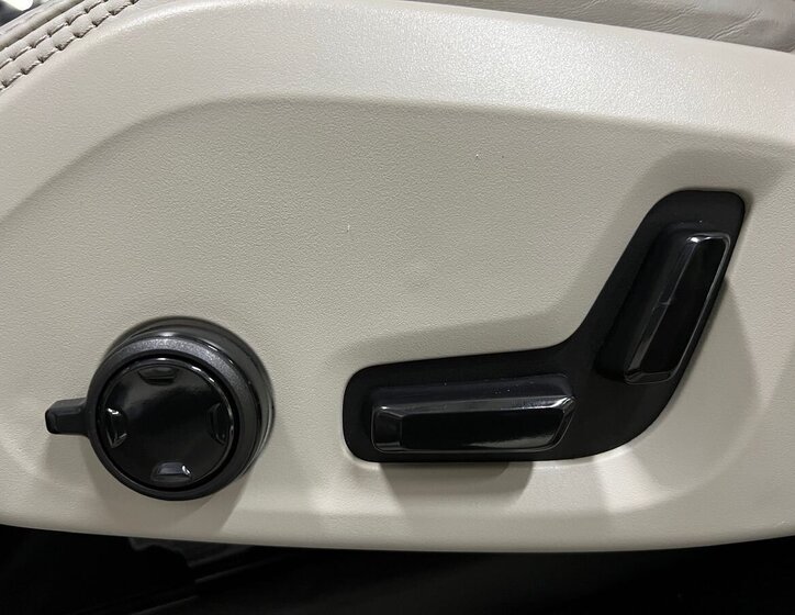 Volvo XC90 SUV 2,0 l 173 kw