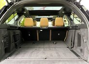 Land Rover Discovery 6