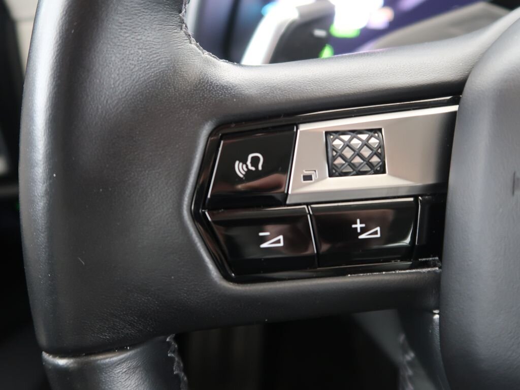 DS Automobiles DS9 Sedan / Limuzína 1,6 l 147 kw