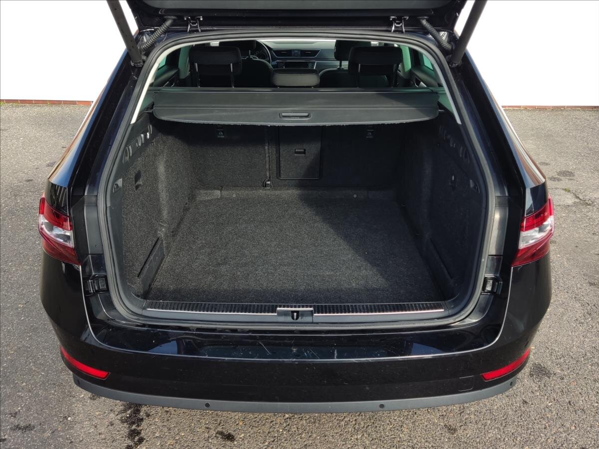 Škoda Superb Kombi 1,4 l 110 kw