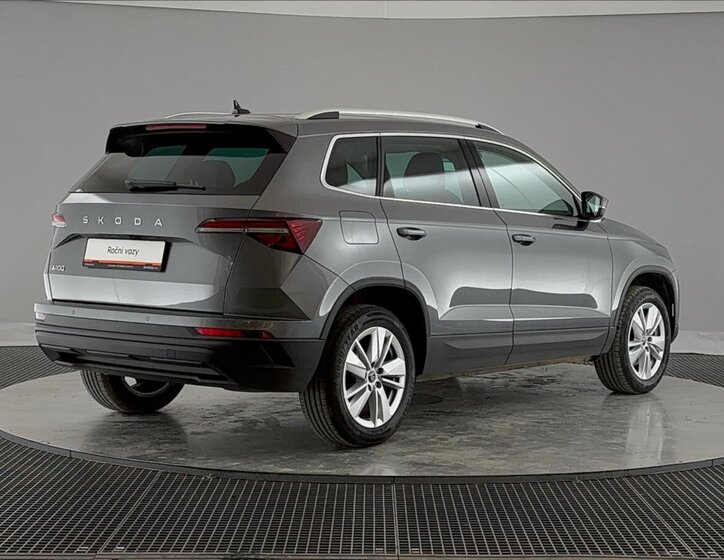 Škoda Karoq SUV / Terénní 1,5 l 110 kw