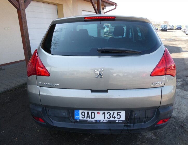 Peugeot 3008 SUV / Terénní 1,6 l 82 kw
