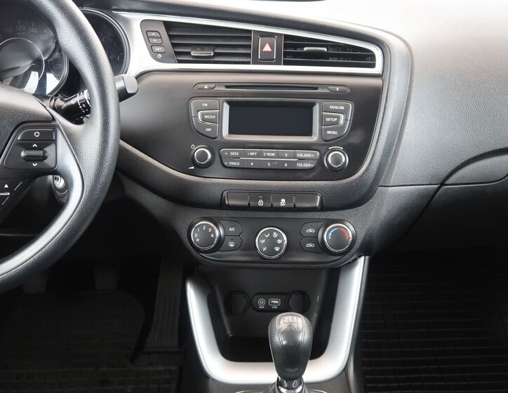 KIA Ceed Hatchback 1,4 l 73 kw